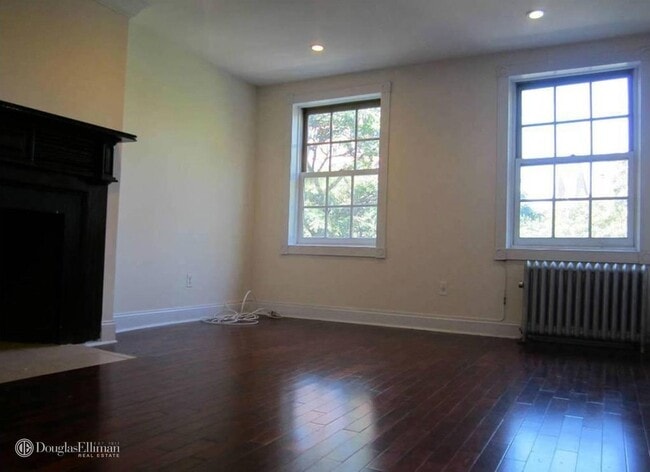 Building Photo - 496 Hudson St Unit 3J Rental