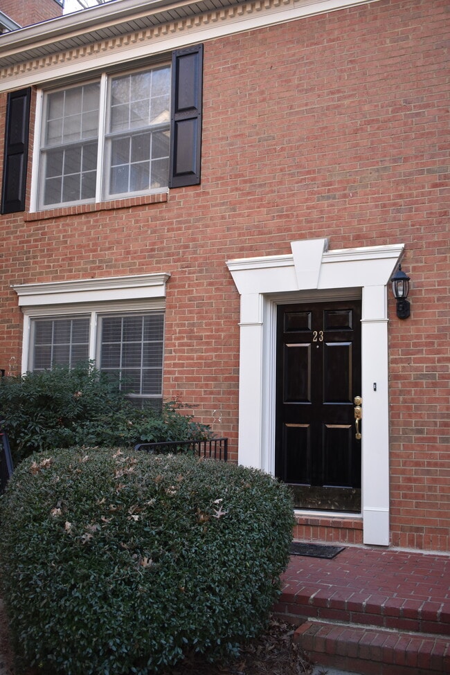 Photo - 23 Mt Vernon Cir