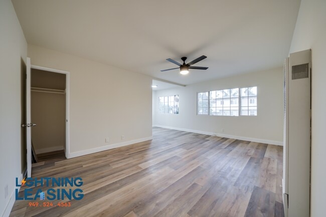 Building Photo - 3841 Gibraltar Ave Unit 7D Rental