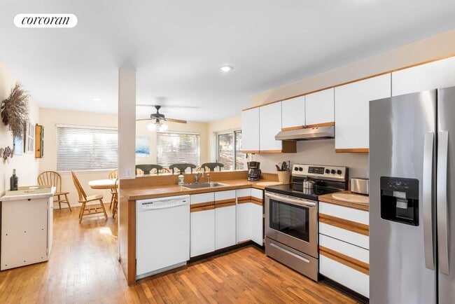 Photo - 455 W Shore Dr