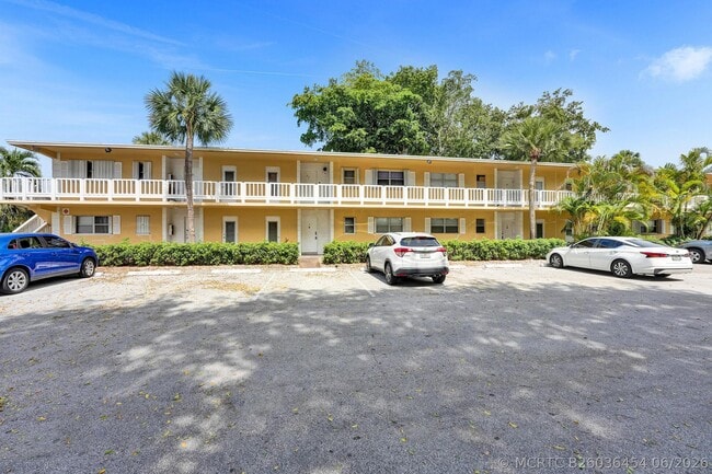 Building Photo - 600 SE 2nd Ave Unit K2