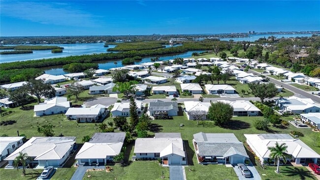 Photo - 802 Buttonwood Dr