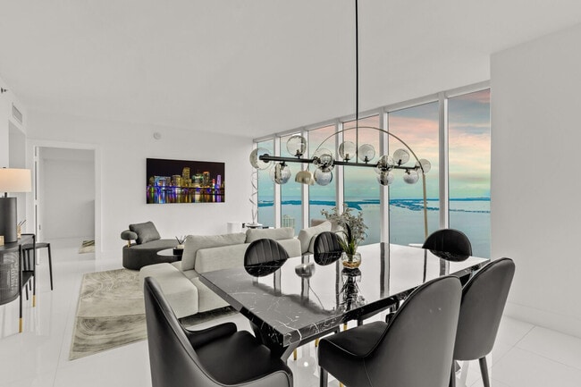 Photo - 631 Brickell Ave Unidad ID1353248P