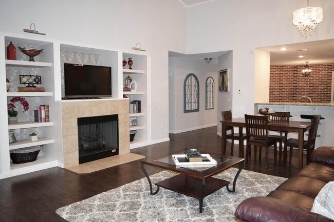 Photo - 6126 Kirklington Cir Unit 2nd Floor