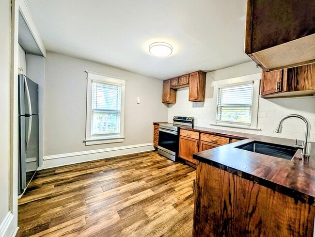 Photo - 1012 Bethel St