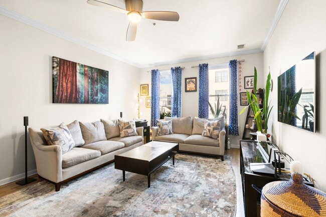 Building Photo - 510 Monroe St Unit 301