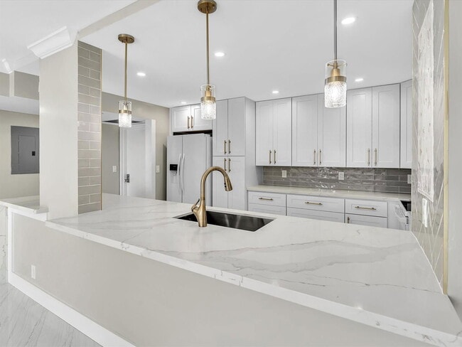 1150 Hillsboro Mile Apt #1150, Hillsboro B... - 1150 Hillsboro Mile Apt #1150, Hillsboro B... Unit 1150