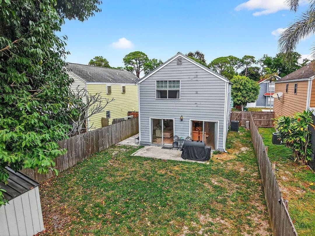 Photo - 5812 Thisledown Ct