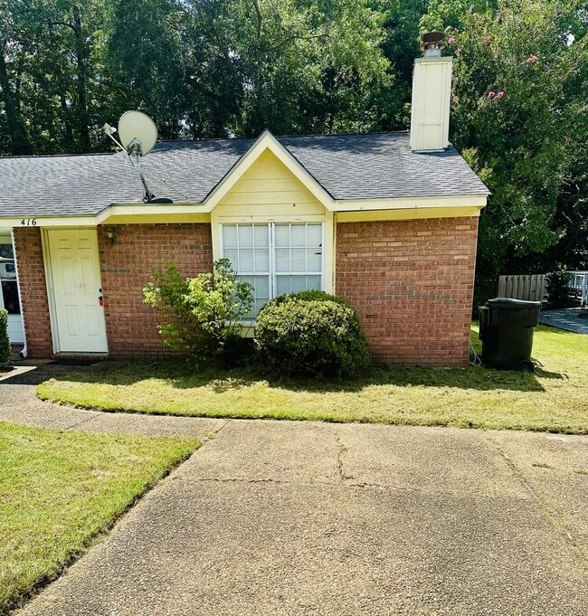 Building Photo - 416 Richview Park Cir W Rental