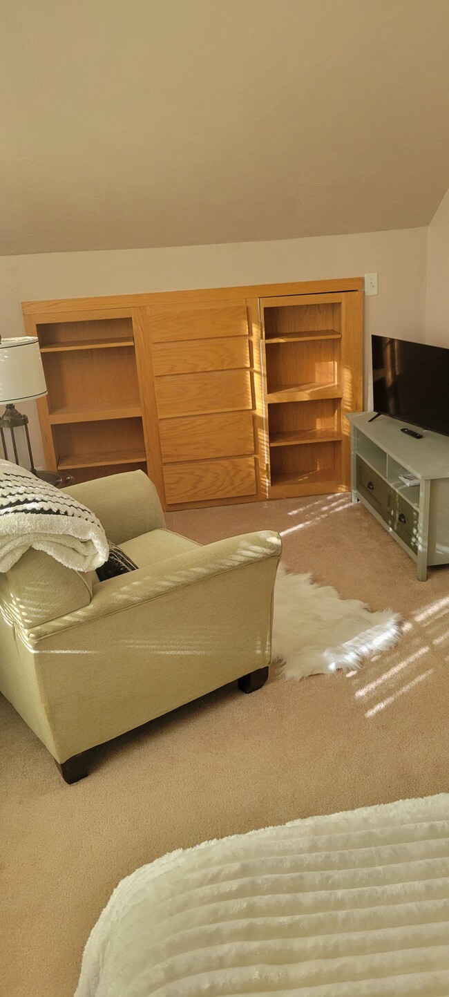 Photo - 1055 NE Grandview Dr