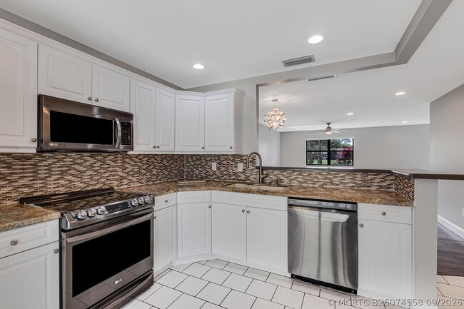 Photo - 423 Narrowleaf Ct