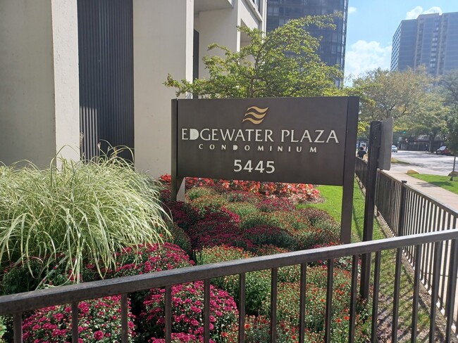 Photo - 5445 N Sheridan Rd Unit 1811