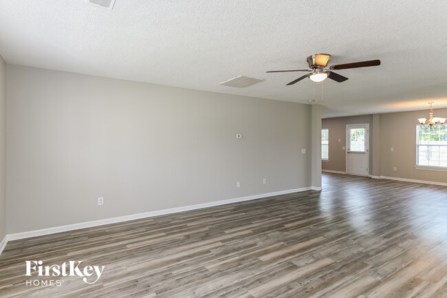 Photo - 2024 Clipstone Dr