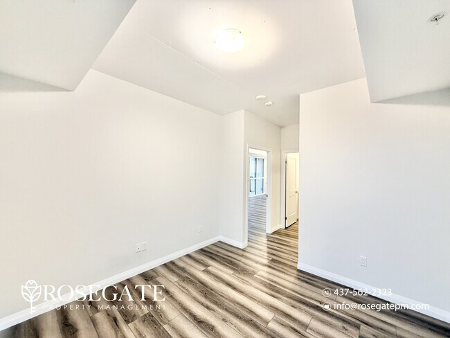 Photo - Spacious 2-Bedroom Condo with Balcony & Parking – Kitchener Unit 1502