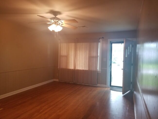 Photo - 1008 S Stanley St