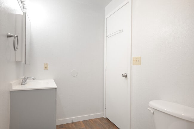 Photo - Yakima M.F. LLC