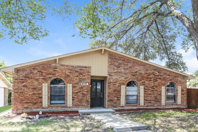 Building Photo - 8714 Miami Dr Rental
