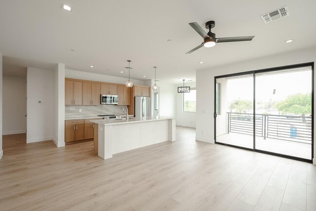 15006 N Ivory Dr Unit 203