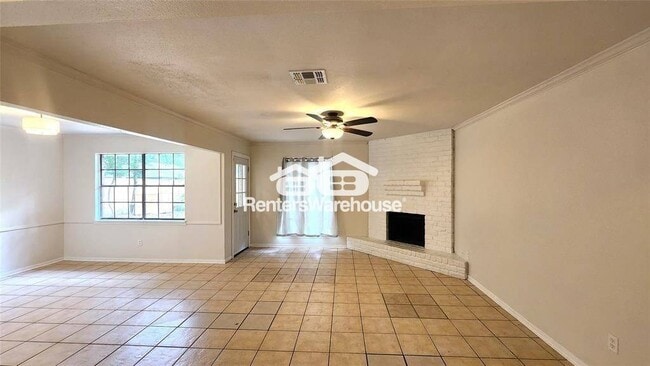 Photo - 2702 Foliage Green Dr