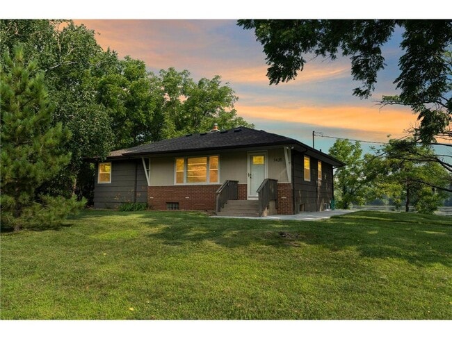 Building Photo - 1435 Englert Rd Rental