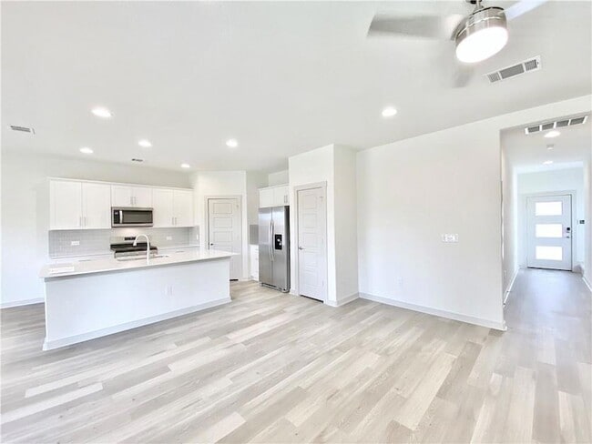 Photo - 1005 Winnsboro Lp