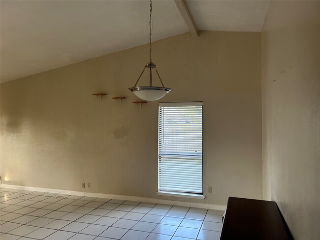 Photo - 15407 La Loma Dr