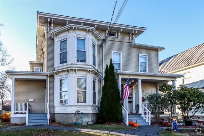 Building Photo - 10 S Main St Unit F Rental