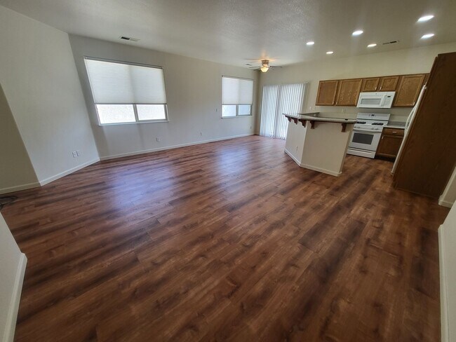 Photo - 1267 Quail Run Dr