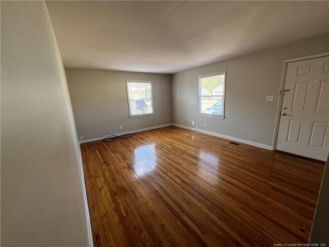 Photo - 1110 E 11th St