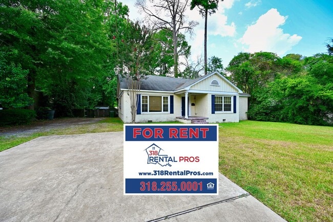 Building Photo - 105 N Pinecrest Dr