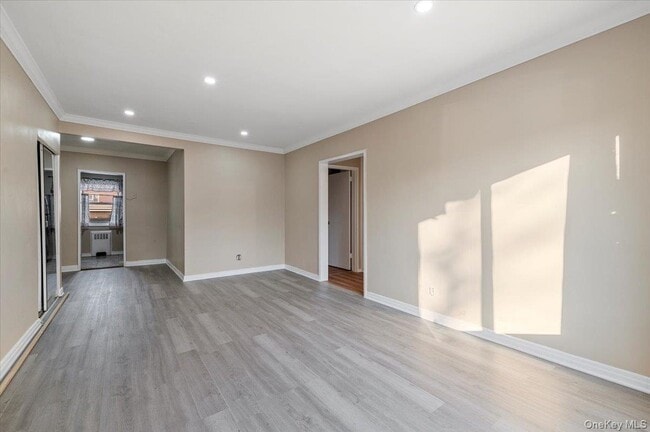 Building Photo - 87-37 Marengo St Unit 1