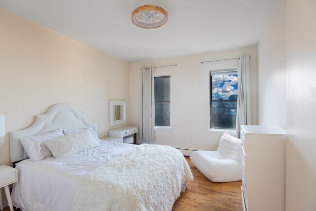 Photo - 315 Pavonia Ave Unit 7