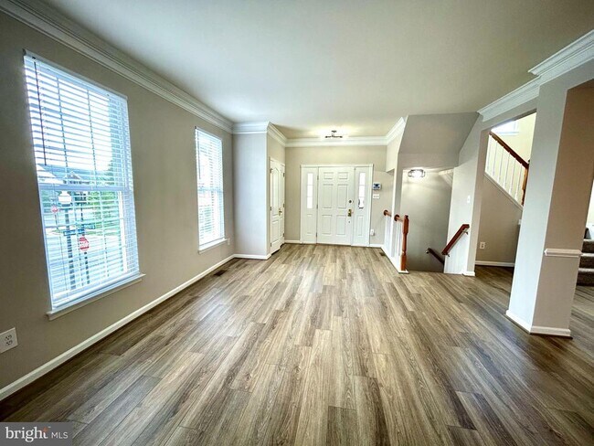 Photo - 25937 Kirkwood Square