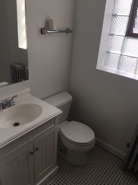 Bathroom - 4249 Main St