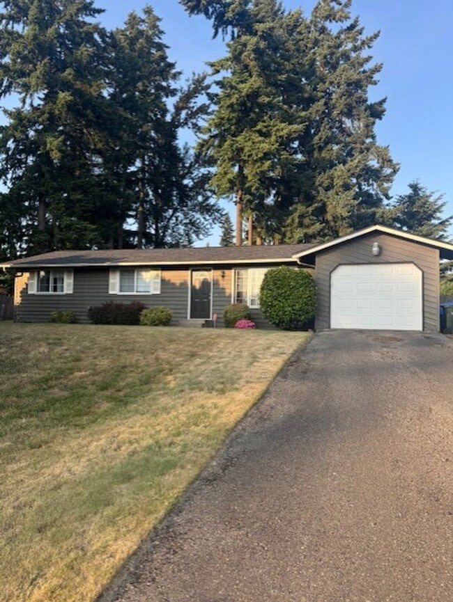 Building Photo - Beautiful 3 bed 2 bath rambler in South Hi... Rental