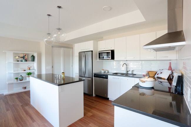 Photo - Helio Apartments & West 5 Townhomes