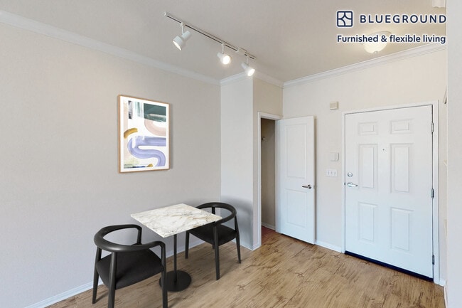 Photo - 1579 E Jefferson Wy Unidad FL3-ID10822A