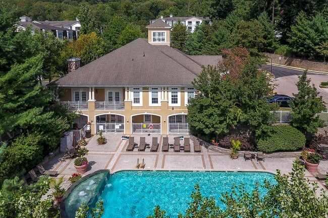 Building Photo - Crystal Ridge at Watchung Rental