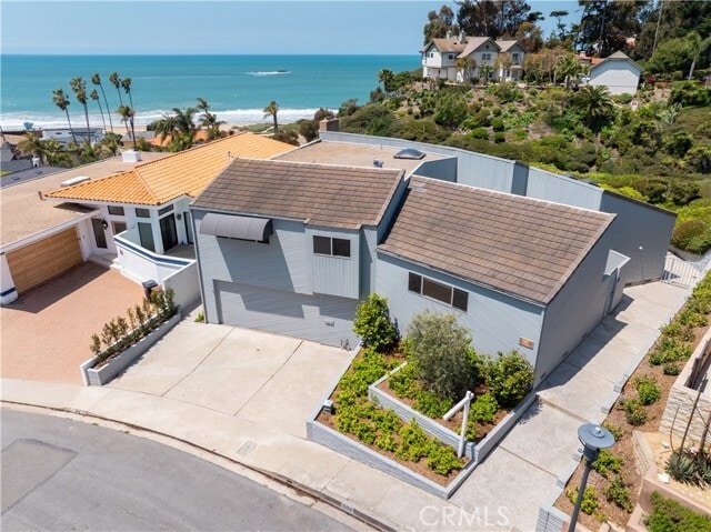 Building Photo - 504 Avenida La Costa Rental