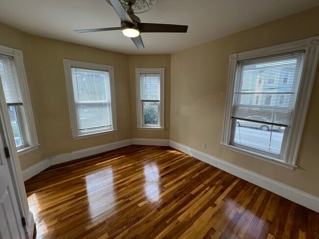 Photo - 89 Morrison Ave Unidad #1L