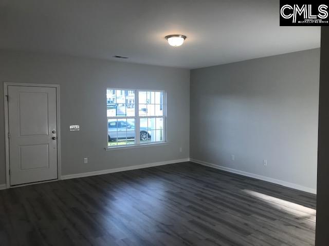 1403 Tamarind Ln