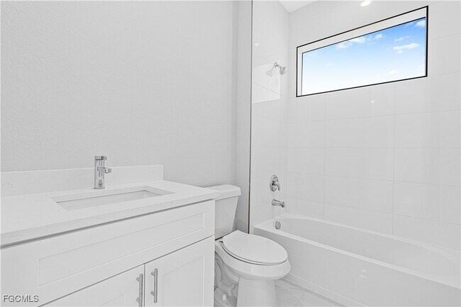 Photo - 3340 NE 19th Ave