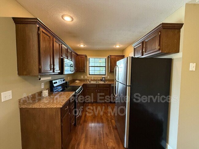 Photo - 1264 Butterfield Dr