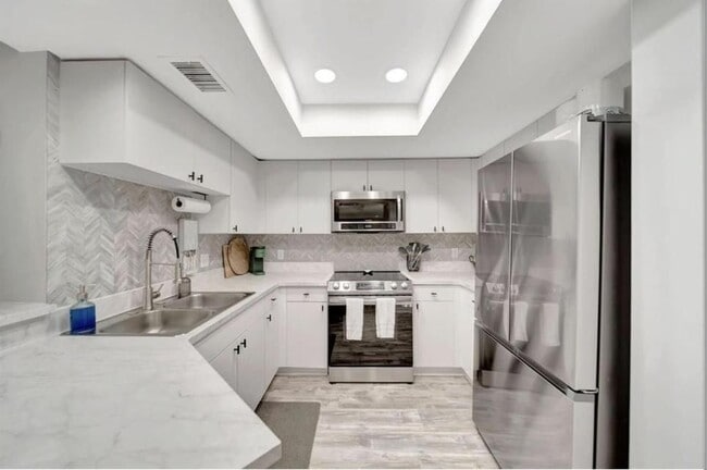 Photo - 2125 SE 10th Ave Unit 1003
