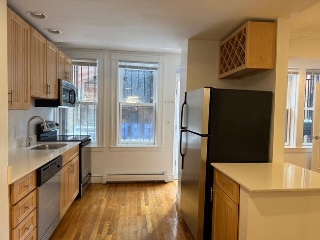 Photo - 115 Commonwealth Ave