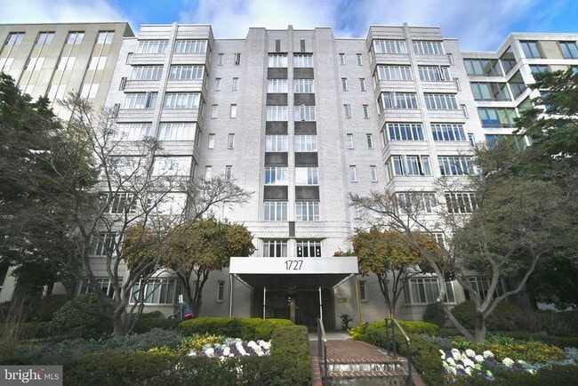 Photo - 1727 Massachusetts Ave NW Apartamento Unidad 810