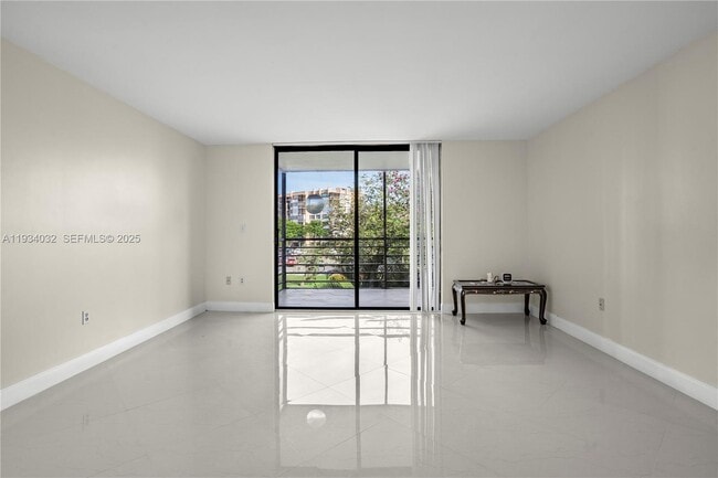 Building Photo - 1300 St Charles Pl Unit 301