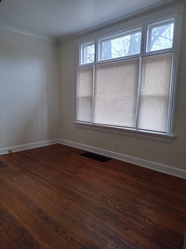 Photo - 536 Howell Ave Unidad 3