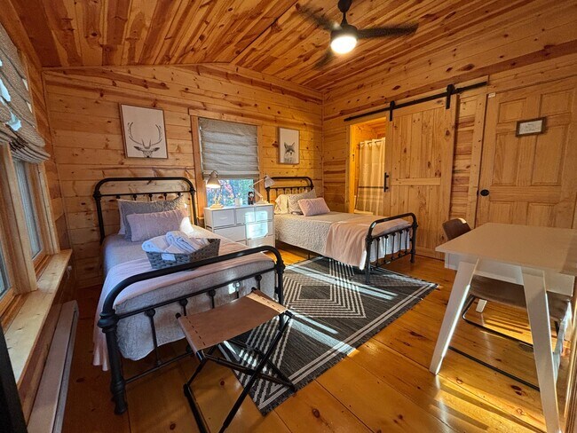 Photo - 145 Whispering Hls Rd