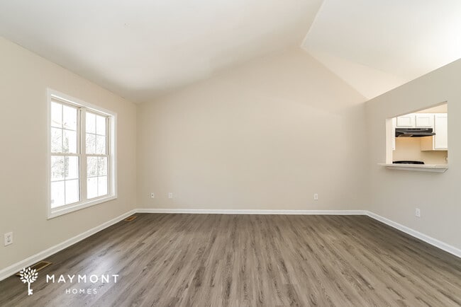 Photo - 345 Wingo St